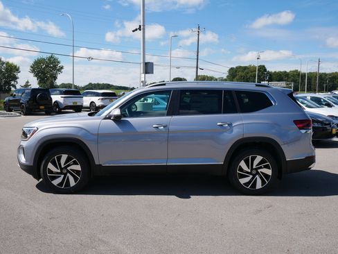 New 2026 Volkswagen Atlas SEL image 3