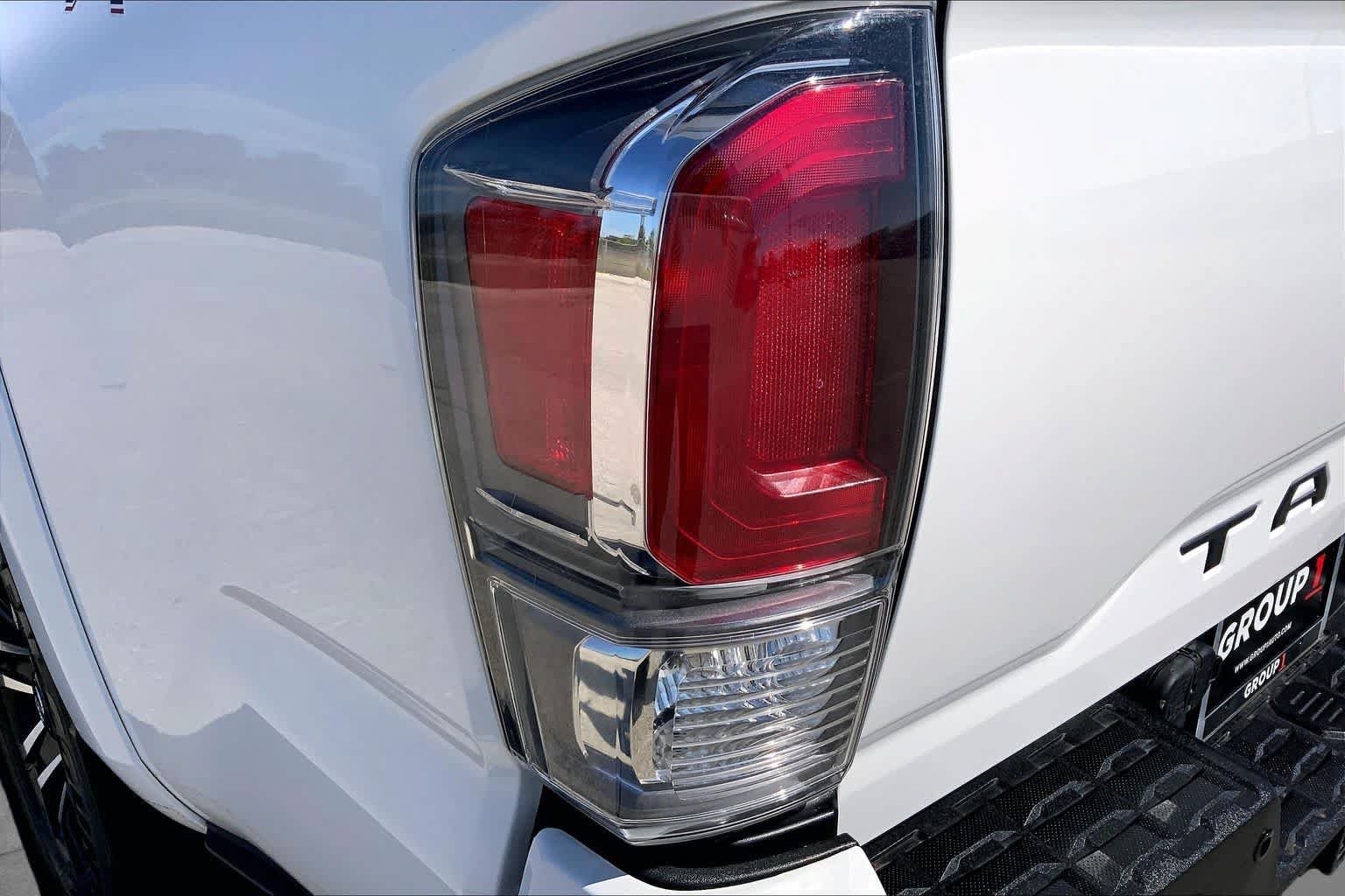 Used 2022 Toyota Tacoma TRD Sport w/ TRD Premium Sport Package RWD image 28