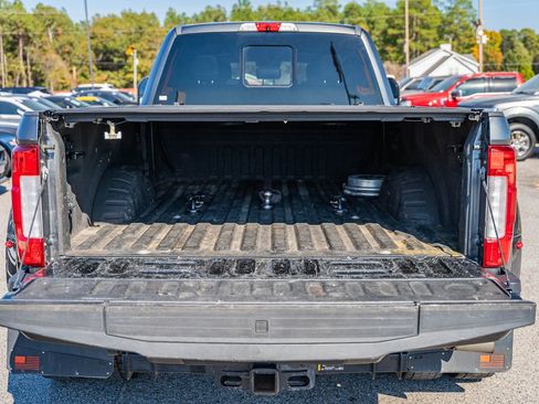 Certified 2019 Ford F450 Platinum w/ Platinum Ultimate Package image 17