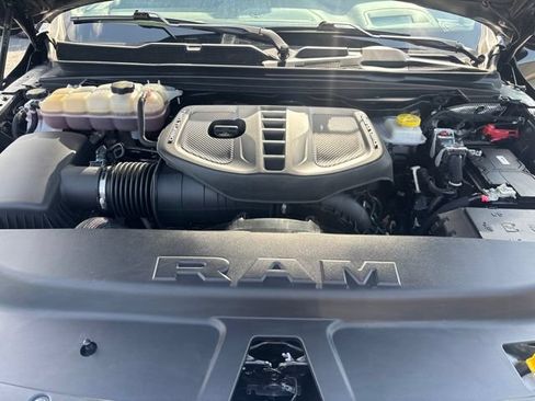 Used 2025 RAM 1500 Limited AWD/4WD image 13