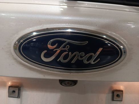 Used 2018 Ford Escape SEL w/ Ford Safe & Smart Package AWD/4WD image 22