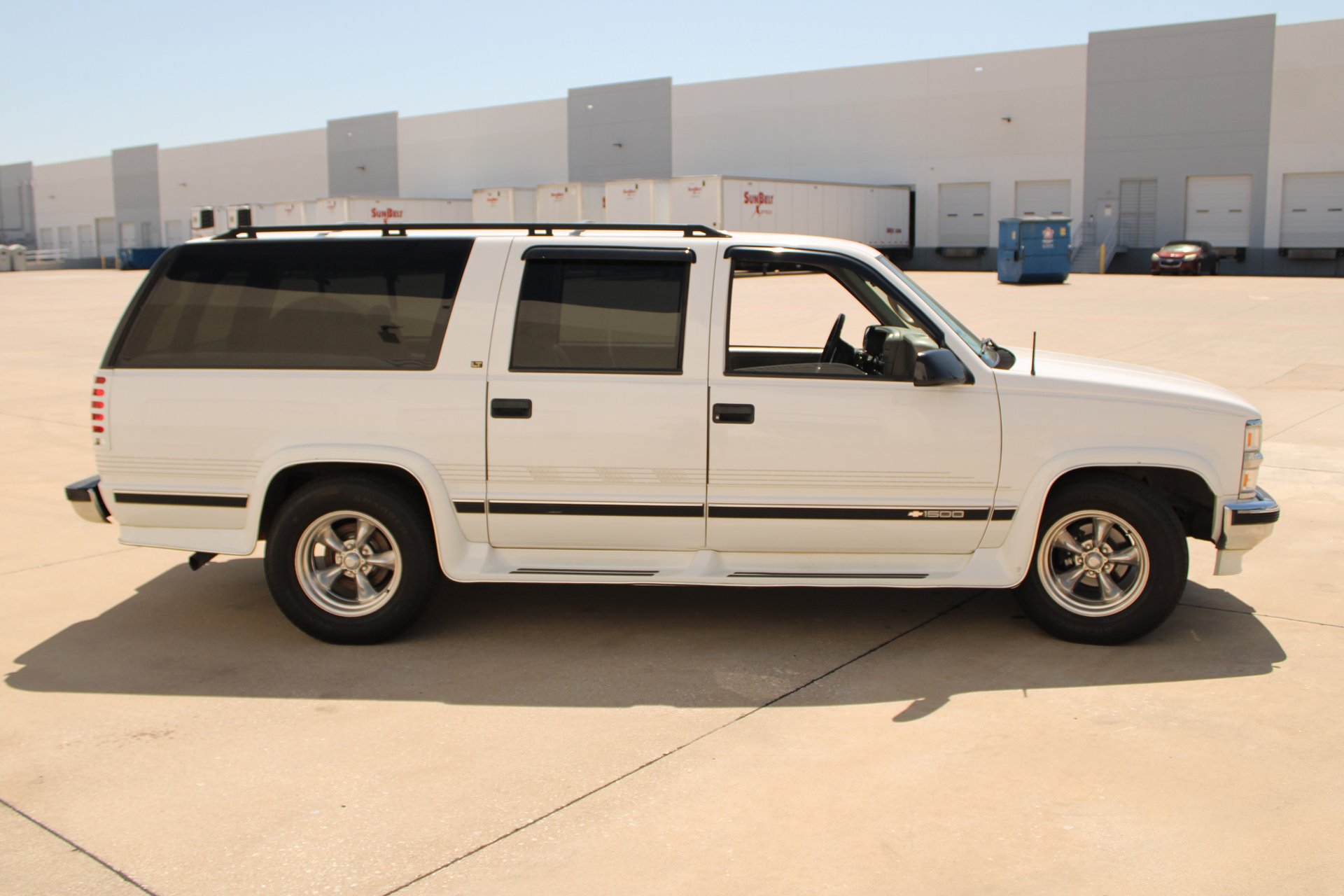 Used 1997 Chevrolet Suburban 2WD w/ Preferred Equipment Group 3 image 17