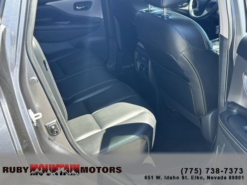 Used 2024 Nissan Murano SV FWD image 23