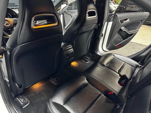 Used 2019 Mercedes-Benz CLA 250 image 43