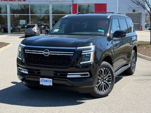 New 2025 Nissan Armada SL w/ Captain's Chari Seat Package image 9