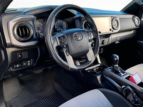 Certified 2021 Toyota Tacoma TRD Off-Road image 14