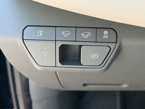 Certified 2026 Kia EV9 Wind AWD/4WD image 34