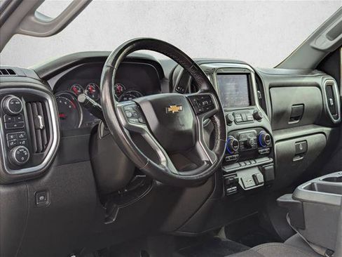 Used 2022 Chevrolet Silverado 2500 LT w/ Convenience Package AWD/4WD image 9