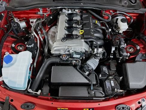 Used 2021 MAZDA MX-5 Miata RF Grand Touring RWD image 21