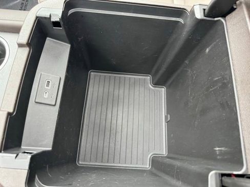 Used 2022 Chevrolet Tahoe Z71 w/ Z71 Off-Road Package image 24