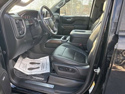 Used 2021 Chevrolet Silverado 1500 LT Trail Boss w/ Convenience Package II image 18