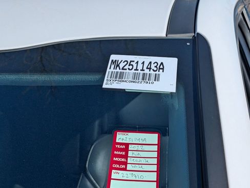 Used 2022 Kia Telluride SX w/ SX Prestige Package image 38