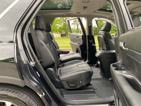 Used 2024 Hyundai Palisade Limited AWD/4WD image 37