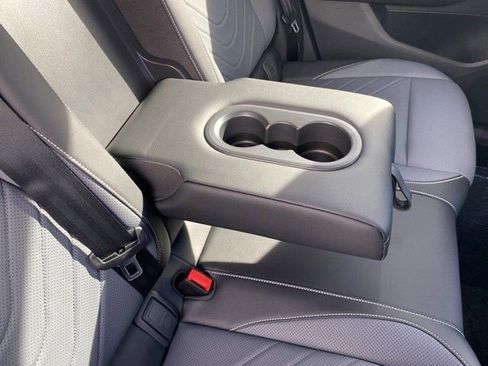 New 2026 Volkswagen Tiguan SE image 50