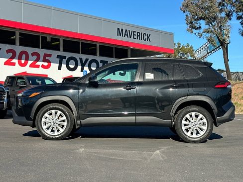 New 2026 Toyota Corolla Cross LE image 2