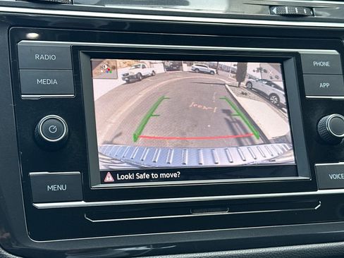 Used 2022 Volkswagen Tiguan S FWD image 20