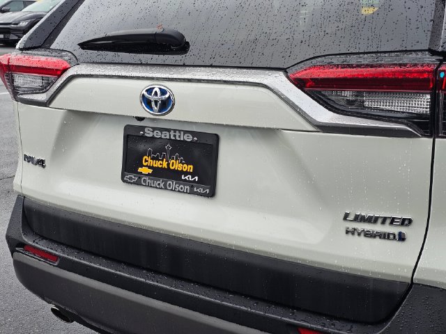 Used 2021 Toyota RAV4 Limited AWD/4WD image 13