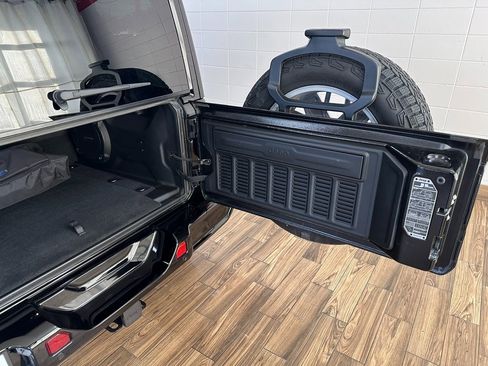 Used 2024 Jeep Wrangler High Altitude image 38