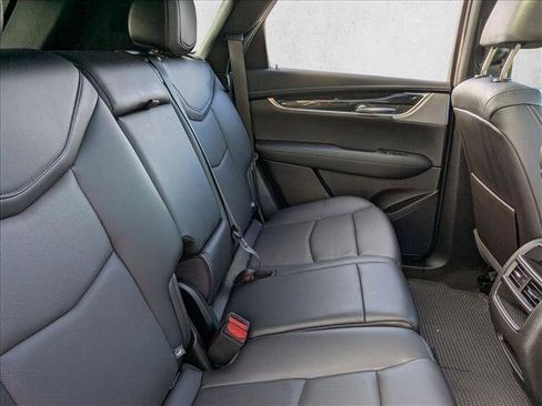Used 2021 Cadillac XT5 Premium Luxury image 21