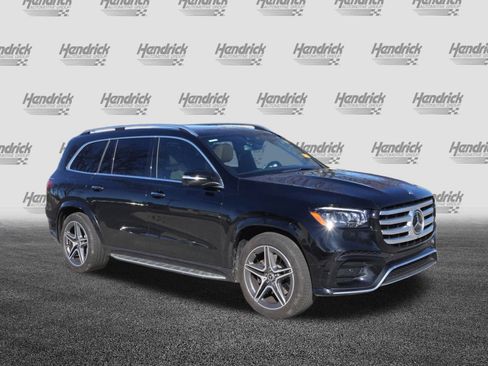 Used 2024 Mercedes-Benz GLS 450 4MATIC image 2
