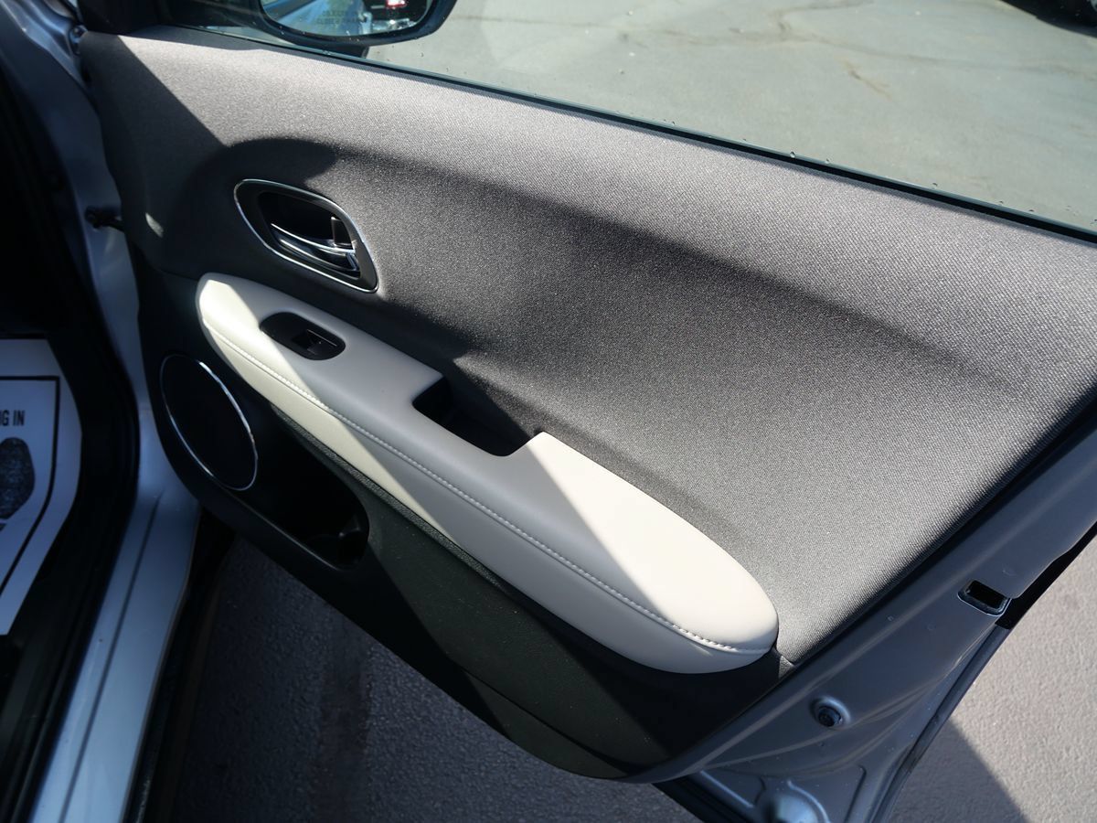 Used 2019 Honda HR-V EX image 31