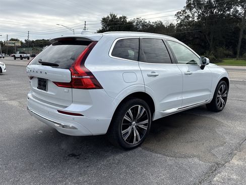 Used 2023 Volvo XC60 T8 Ultimate w/ Climate Package image 5