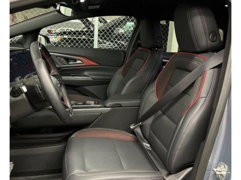 Used 2024 Chevrolet Equinox EV RS w/ Active Safety Package 3 FWD image 5
