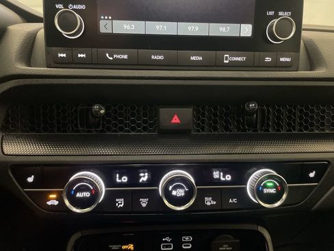 Used 2024 Honda CR-V Sport image 11