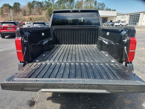 Used 2025 Toyota Tacoma TRD Off-Road image 47