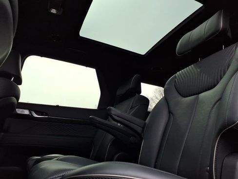 Used 2025 Hyundai Palisade Calligraphy image 14