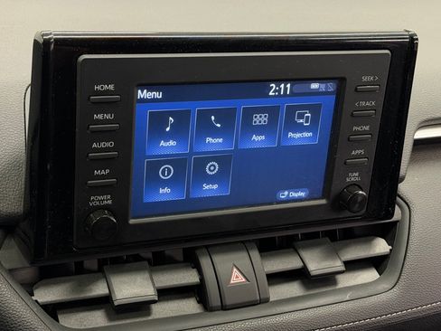 Used 2019 Toyota RAV4 LE w/ Carpet Mat Package image 23