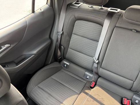 Used 2025 Chevrolet Equinox LT FWD image 40