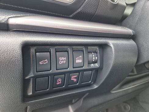 Used 2022 Subaru Forester Premium image 21