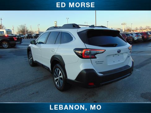 Used 2025 Subaru Outback Premium w/ Popular Package #1A image 8