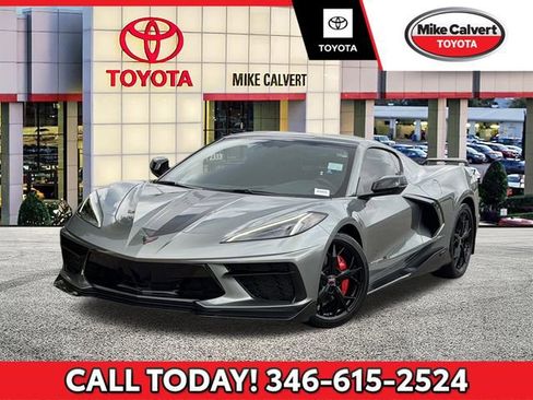 Used 2022 Chevrolet Corvette Stingray Coupe RWD image 1