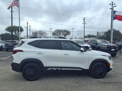 Used 2023 Kia Seltos Nightfall Edition image 21