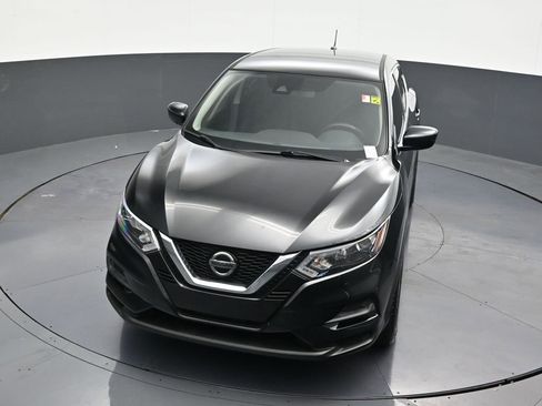 Used 2021 Nissan Rogue Sport S image 26