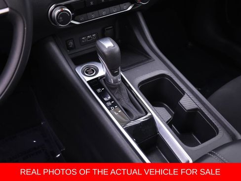 Used 2025 Nissan Sentra SV FWD image 12