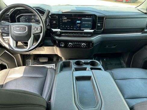 Used 2024 GMC Sierra 1500 SLT AWD/4WD image 11