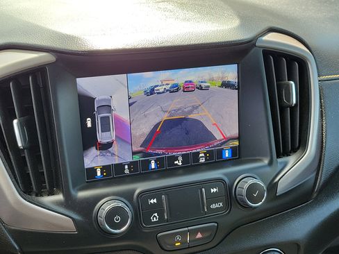 Used 2023 GMC Terrain AT4 w/ Infotainment Package II image 27