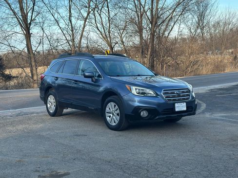 Used 2015 Subaru Outback 2.5i Premium image 9