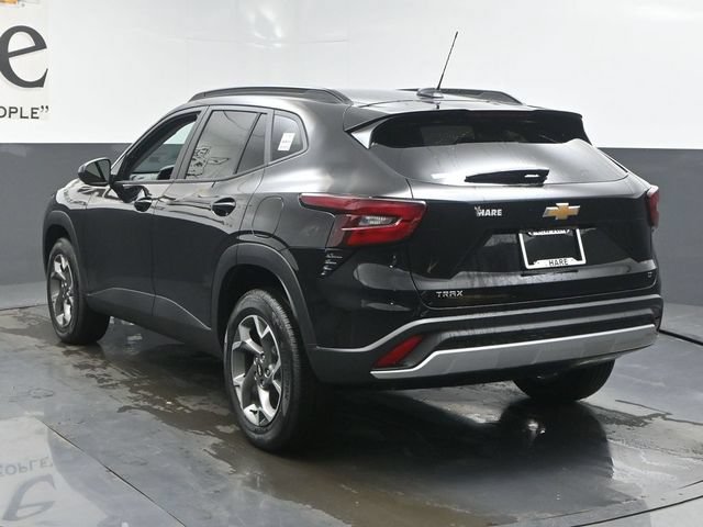 New 2026 Chevrolet Trax LT FWD image 14
