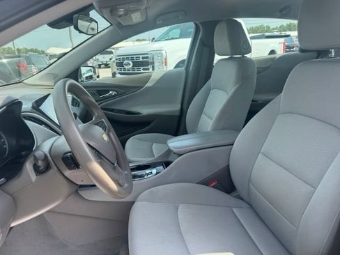 Used 2022 Chevrolet Malibu LT FWD image 24