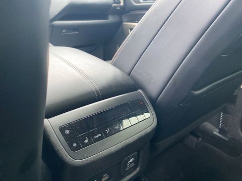 Used 2022 Nissan Pathfinder Platinum w/ Cargo Package image 21