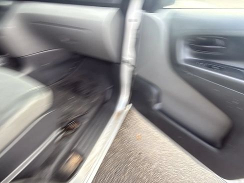 Used 2017 Nissan NV200 SV FWD image 14
