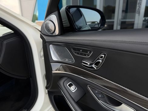 Used 2015 Mercedes-Benz S 63 AMG 4MATIC Sedan image 47