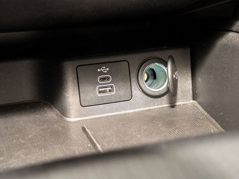 Used 2025 Ford Escape Active image 15