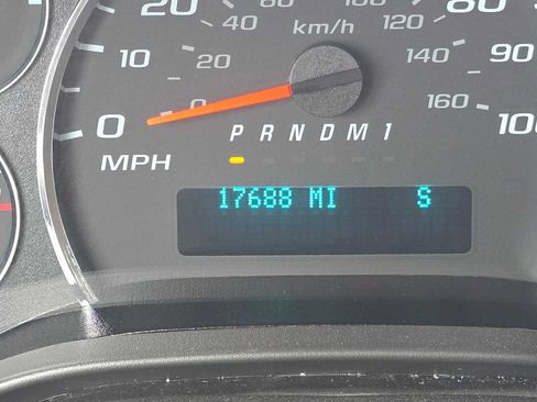 Used 2025 Chevrolet Express 2500 Extended w/ Driver Convenience Package RWD image 25