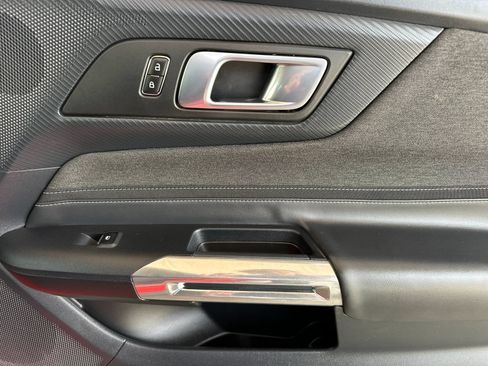 Used 2024 Ford Mustang Coupe RWD image 20