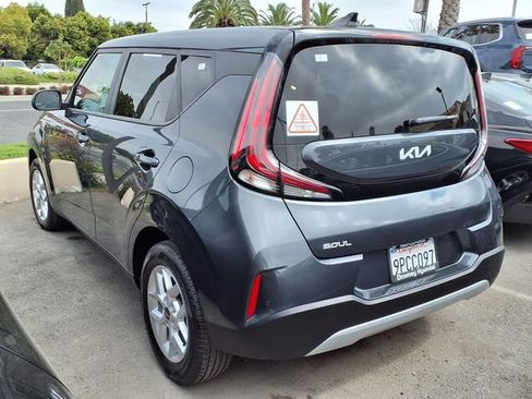 Used 2025 Kia Soul LX w/ LX Technology Package image 6